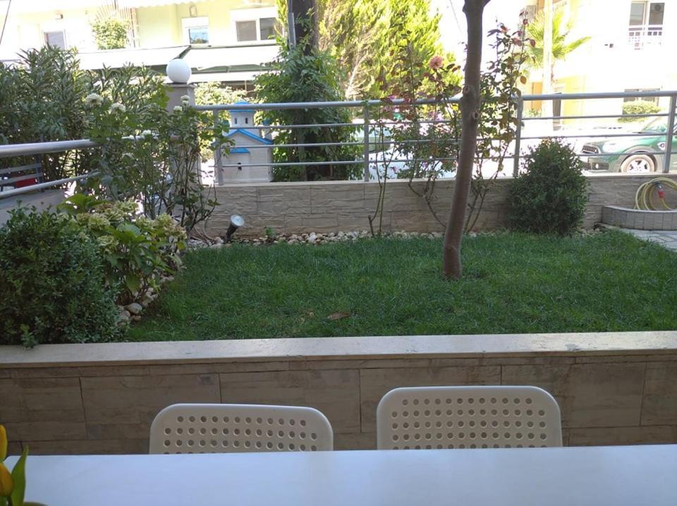 Néa PéramosΔεσποιναアパートメント エクステリア 写真